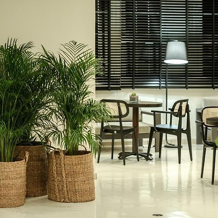 Bitzaro Palace Hotel Каламакион Экстерьер фото