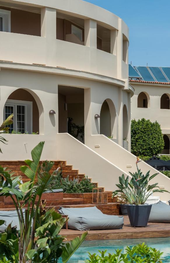 Bitzaro Palace Hotel Каламакион Экстерьер фото
